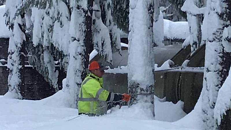 pacific-power-restoring-power-to-southern-oregon-customers-after